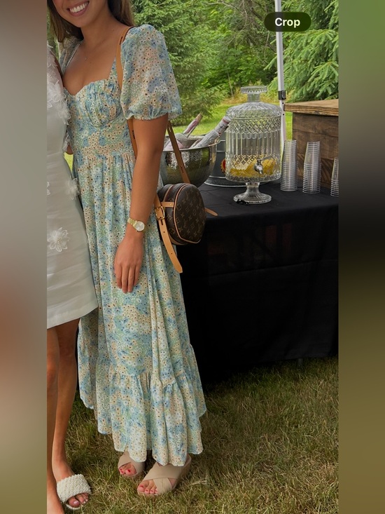 Astr Dresses & Skirts - Astr Floral Puff-Sleeve Maxi Dress